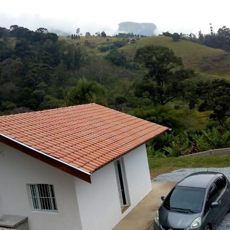 Cantinho Da Divina Paz Sao Bento do Sapucai Bagian luar foto
